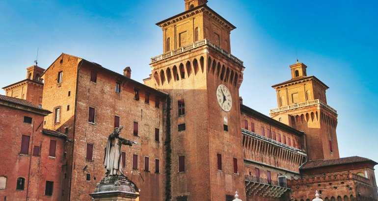 Bologna'da ücretler ne şekilde değişmektedir?