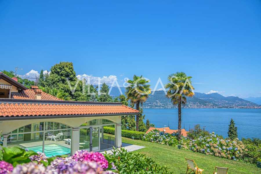 Lago Maggiore kıyısında satılık lüks villa
