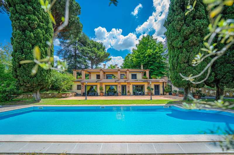 Frascati, Roma: lüks havuzlu villa
