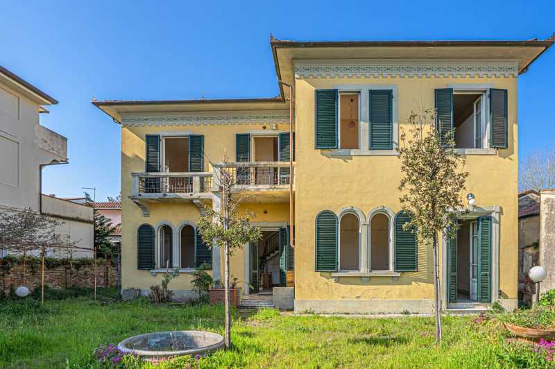 Lido di Camaiore'deki şık villa