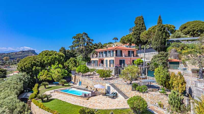 Bordighera'da muhteşem villa satılık