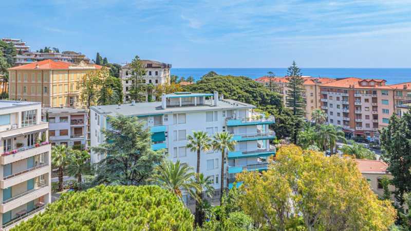 Sanremo'da satılık penthouse