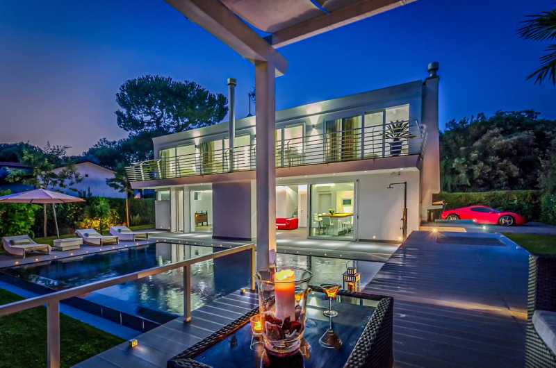 Satılık yeni villa, Forte dei Marmi yakınlarında sahil kenarında