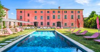 Lüks otel Reggio Emilia'da.