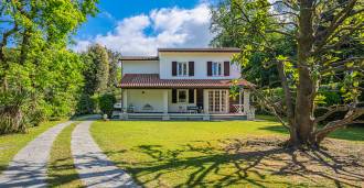 Deniz kenarında villa satılık Massé'de