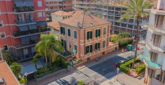 Bordighera merkezde villa satılık