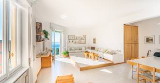 Deniz kenarında daire, Sanremo, lüks seçenek satışta