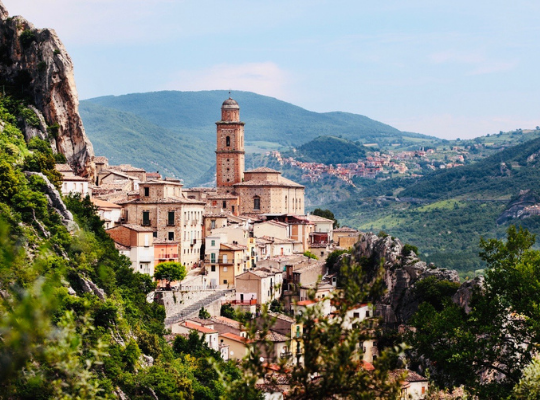 Abruzzo. İtalya'da İl 2021